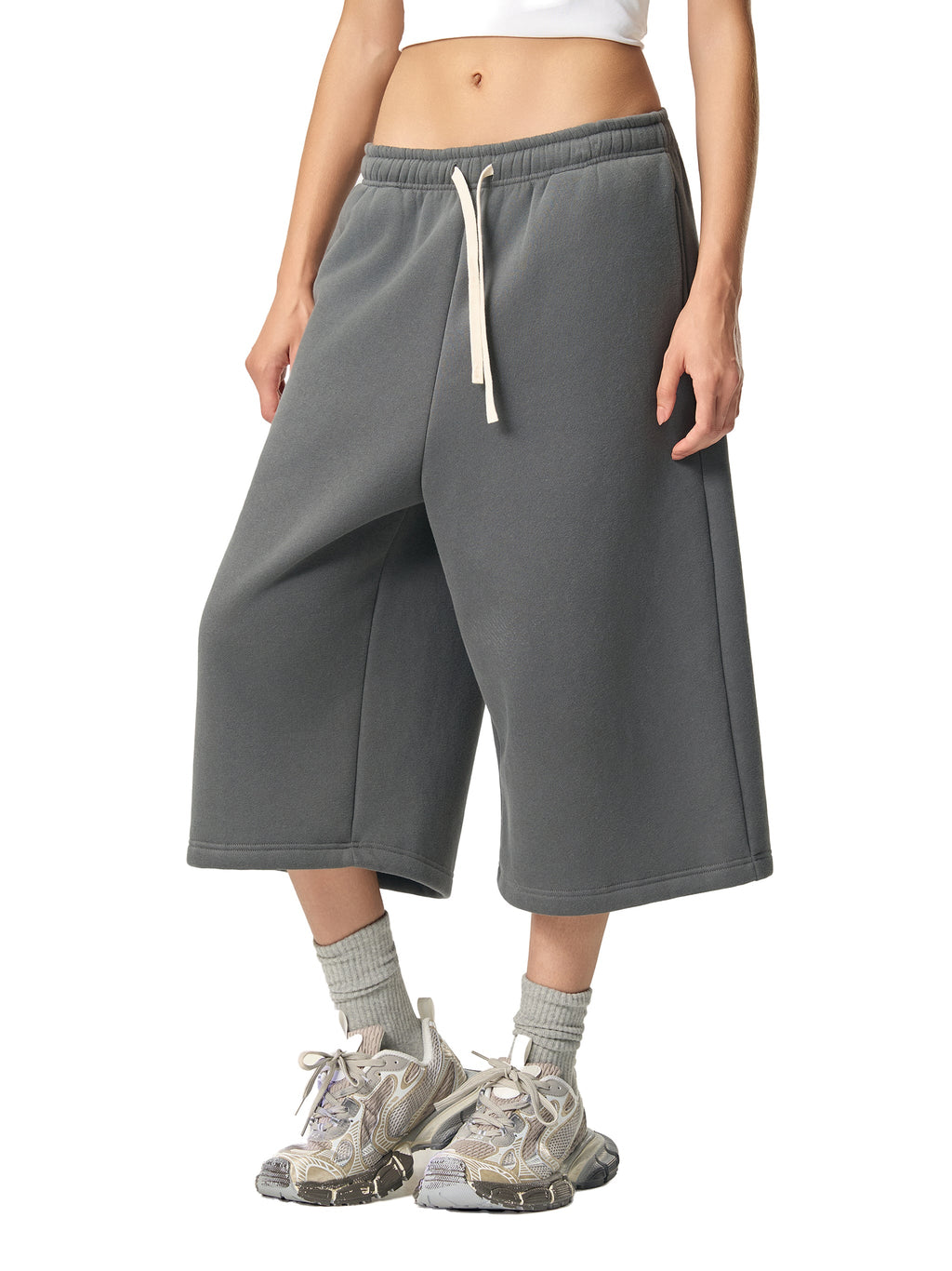 Relaxed Drawstring Three-Quarter Sweatpants