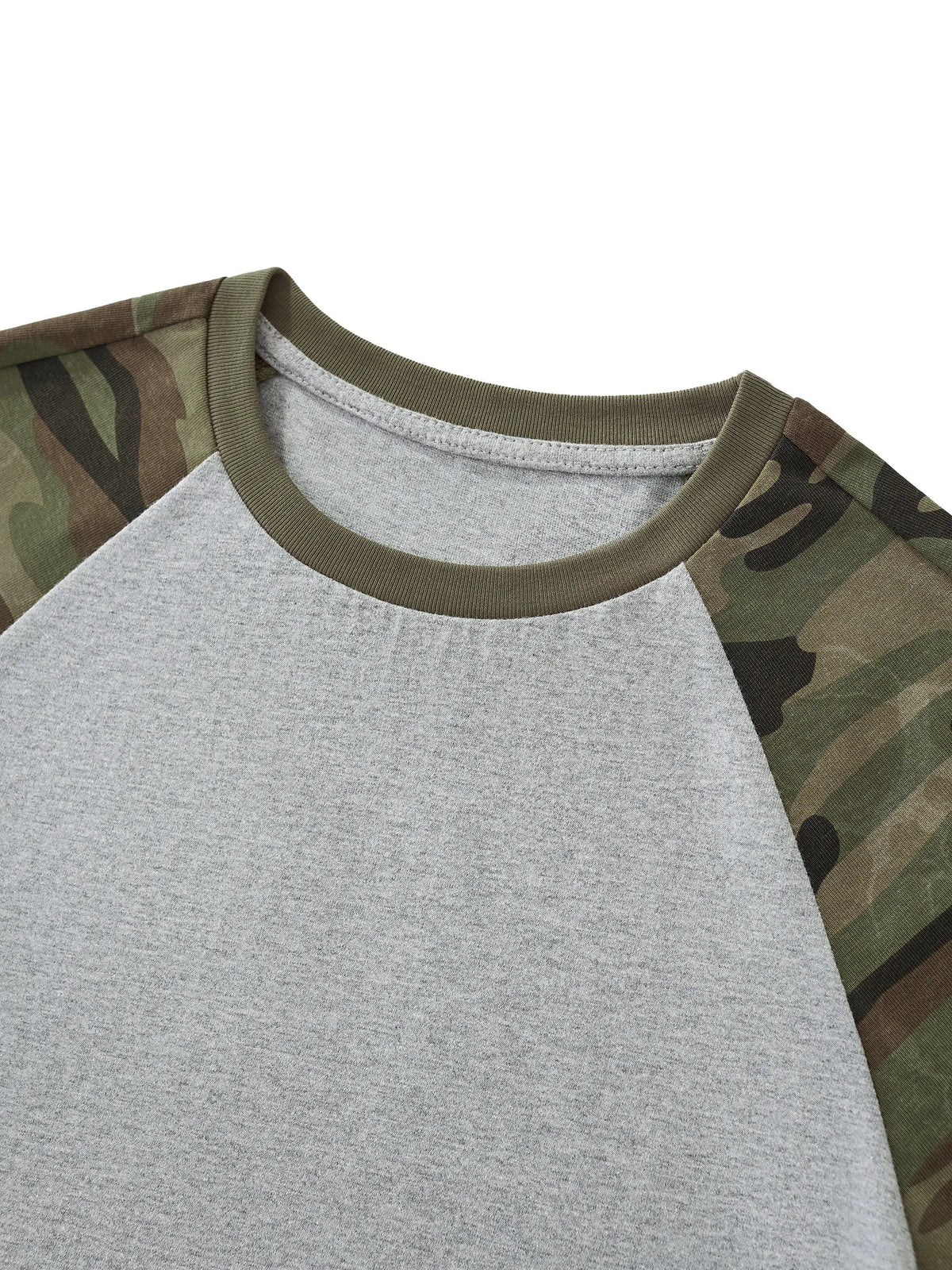 Women’s Camo Raglan Crop T-Shirt