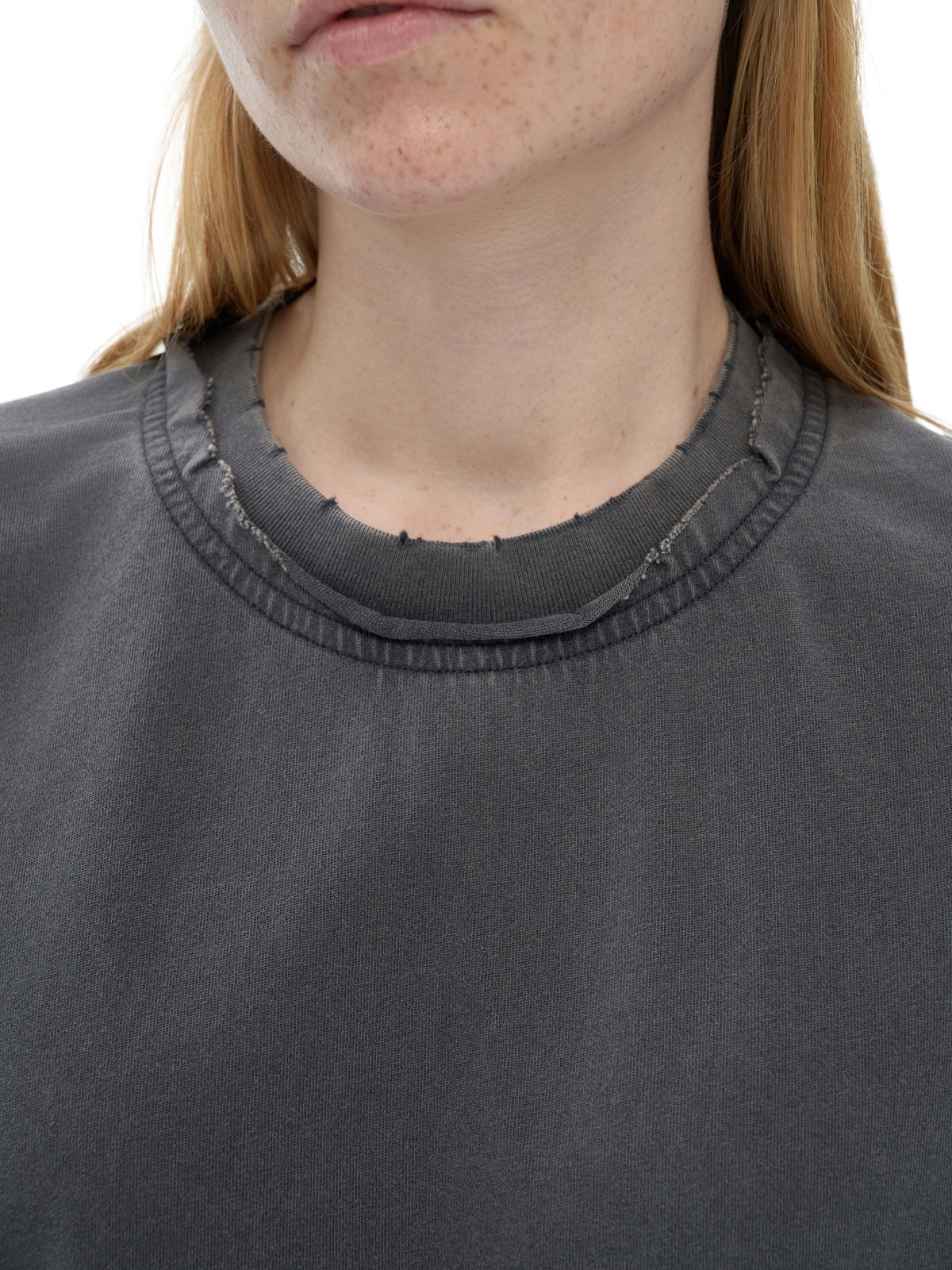 Snow Washed Raw-Edge Neckline T-Shirt source image 12