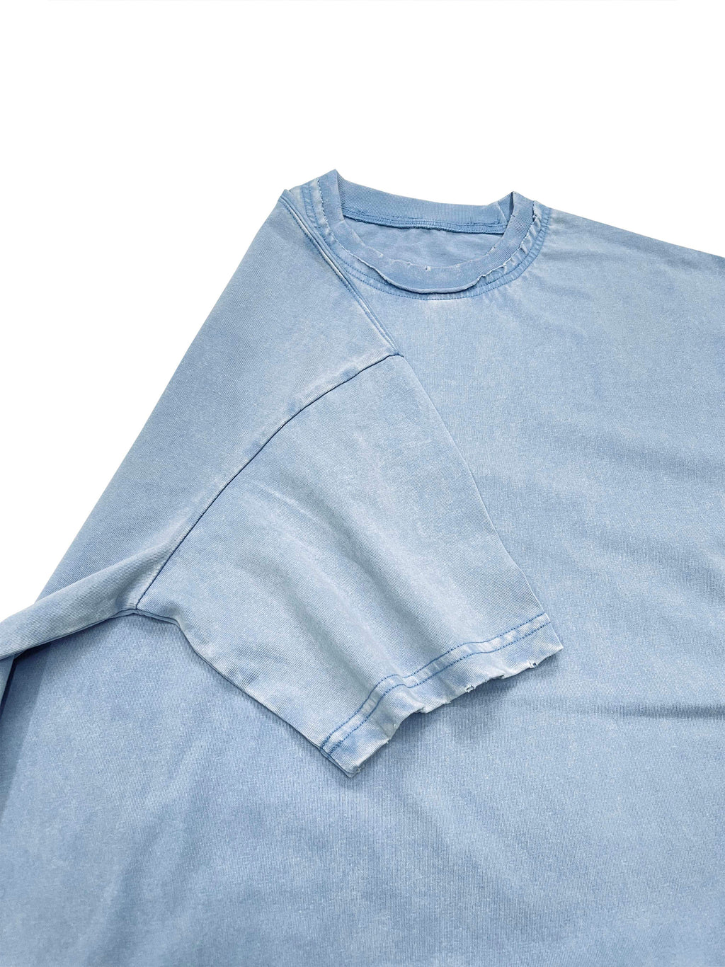 Snow Washed Raw-Edge Neckline T-Shirt source image 15