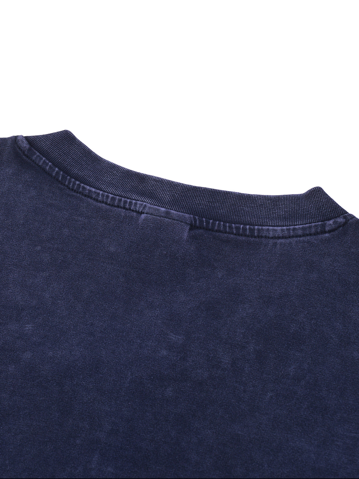 Snow Washed V-Neck Cotton T-Shirt source image 5
