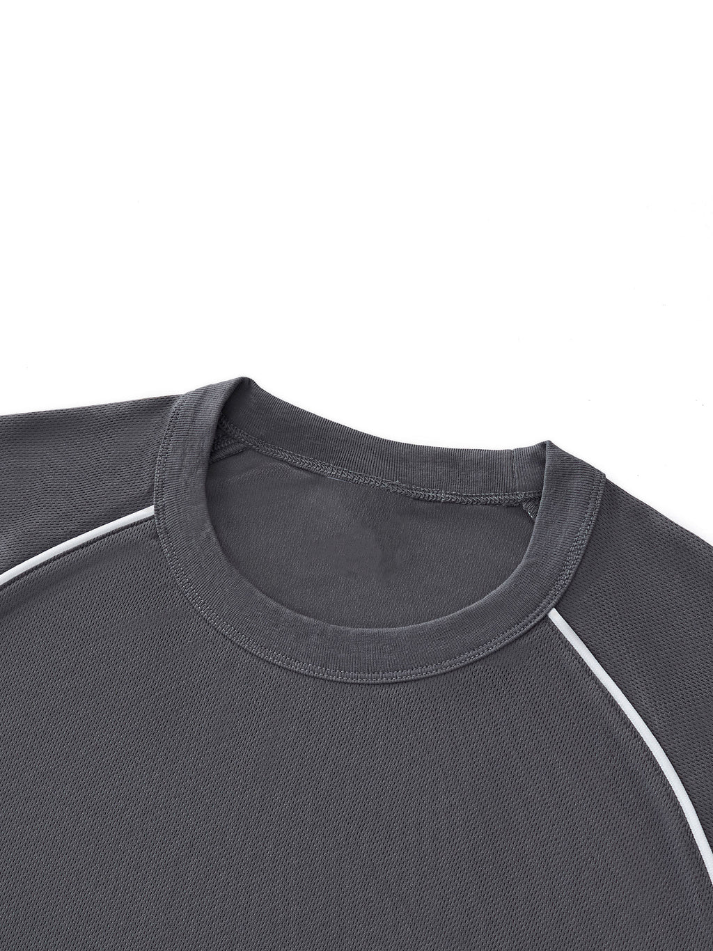Contrast Piping Panel Raglan T-Shirt neckline and piping detail
