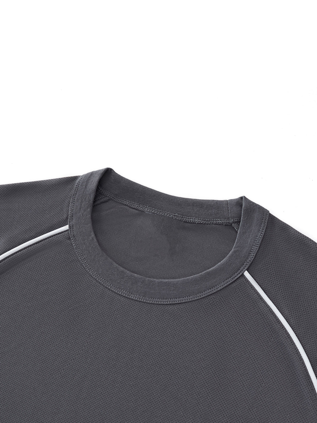 Contrast Piping Panel Raglan T-Shirt neckline and piping detail