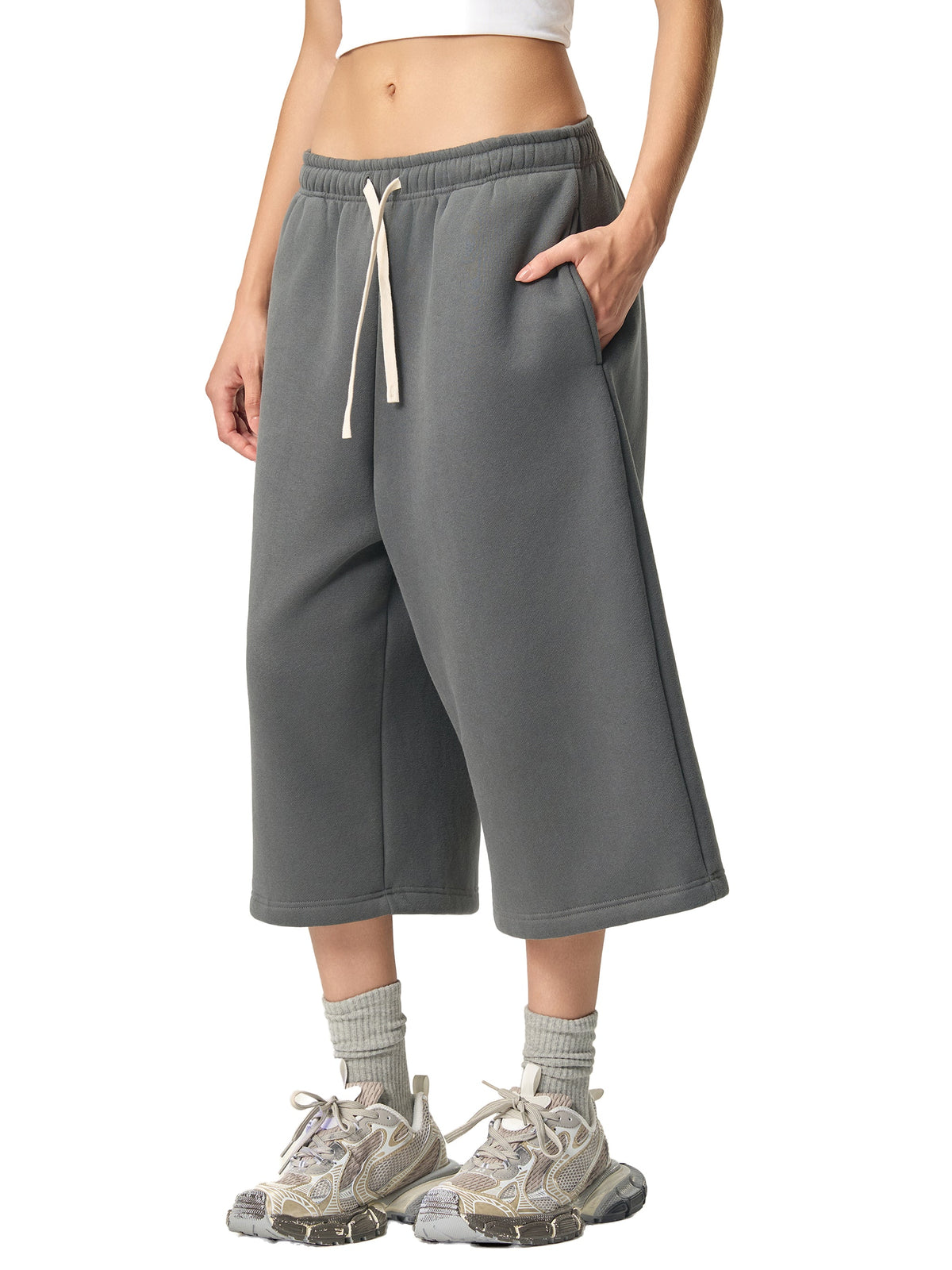 Relaxed Drawstring Three-Quarter Sweatpants