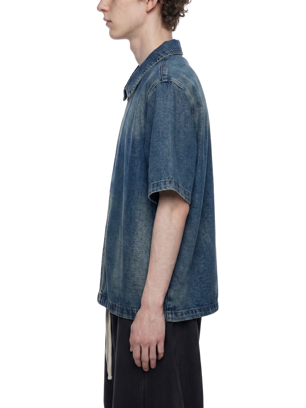 Unisex Vintage Washed Full-Zip Denim Shirt