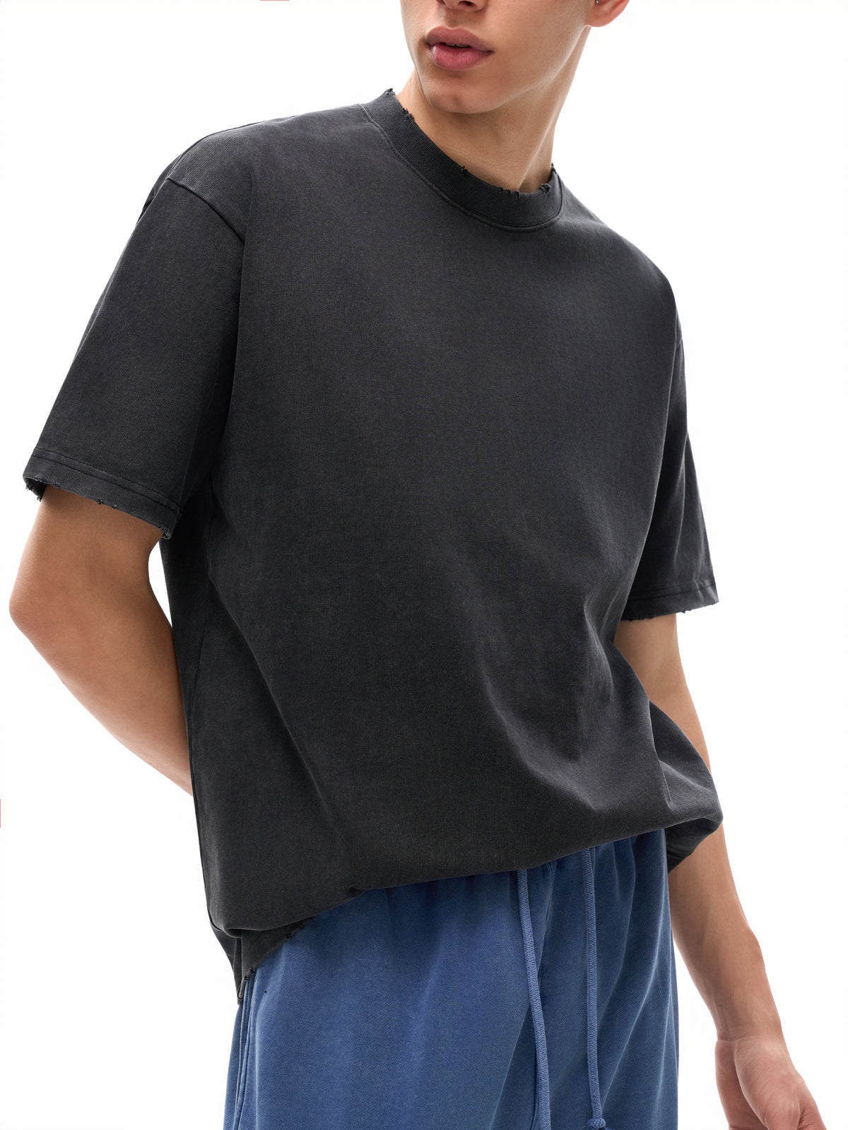 Heavyweight Vintage Washed Frayed T-Shirt gallery image 7