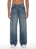 Men’s Vintage Wash Straight Leg Denim Jeans jeans blue model front view
