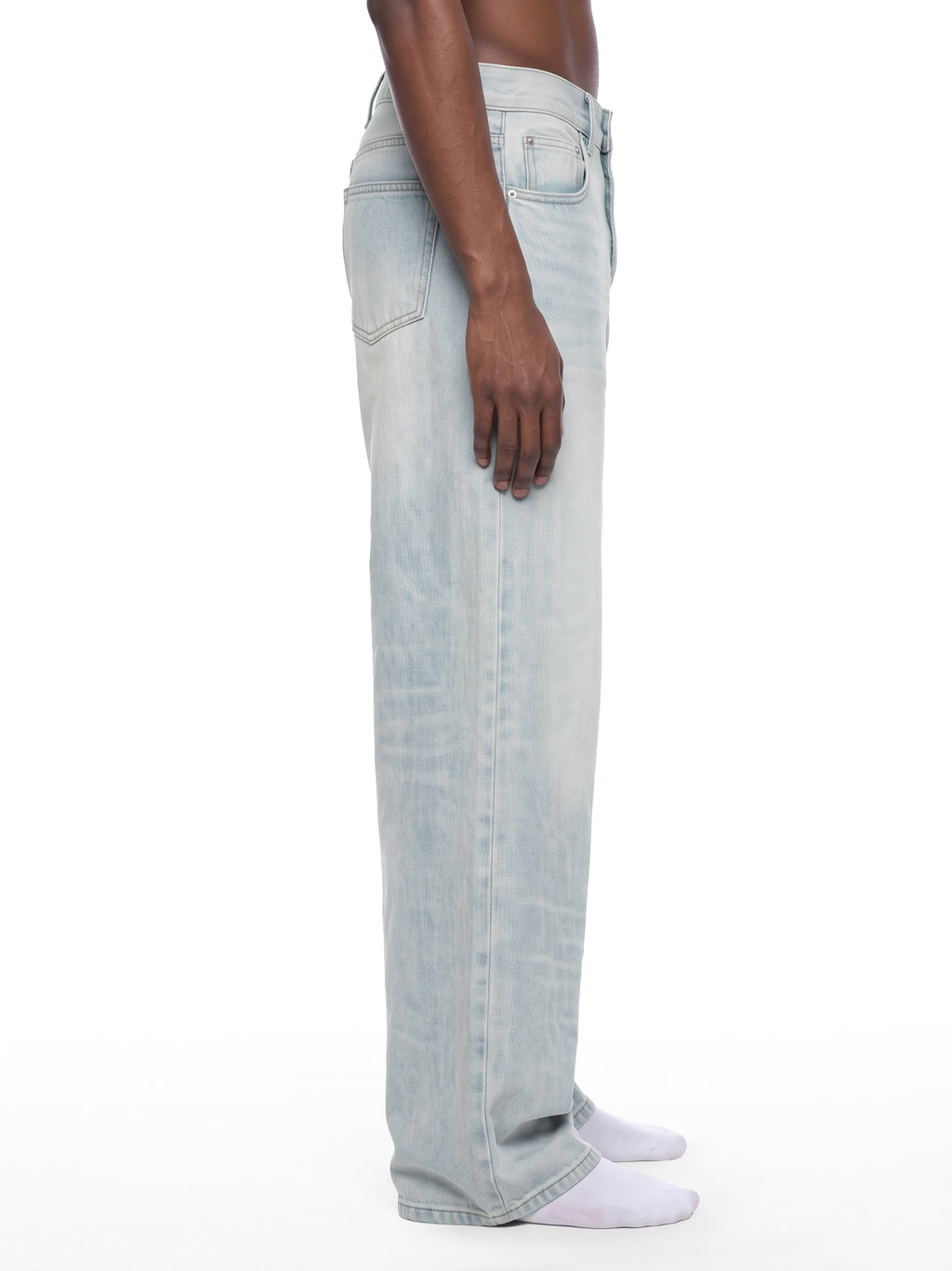 Men’s Vintage Wash Wide-Leg Denim Jeans