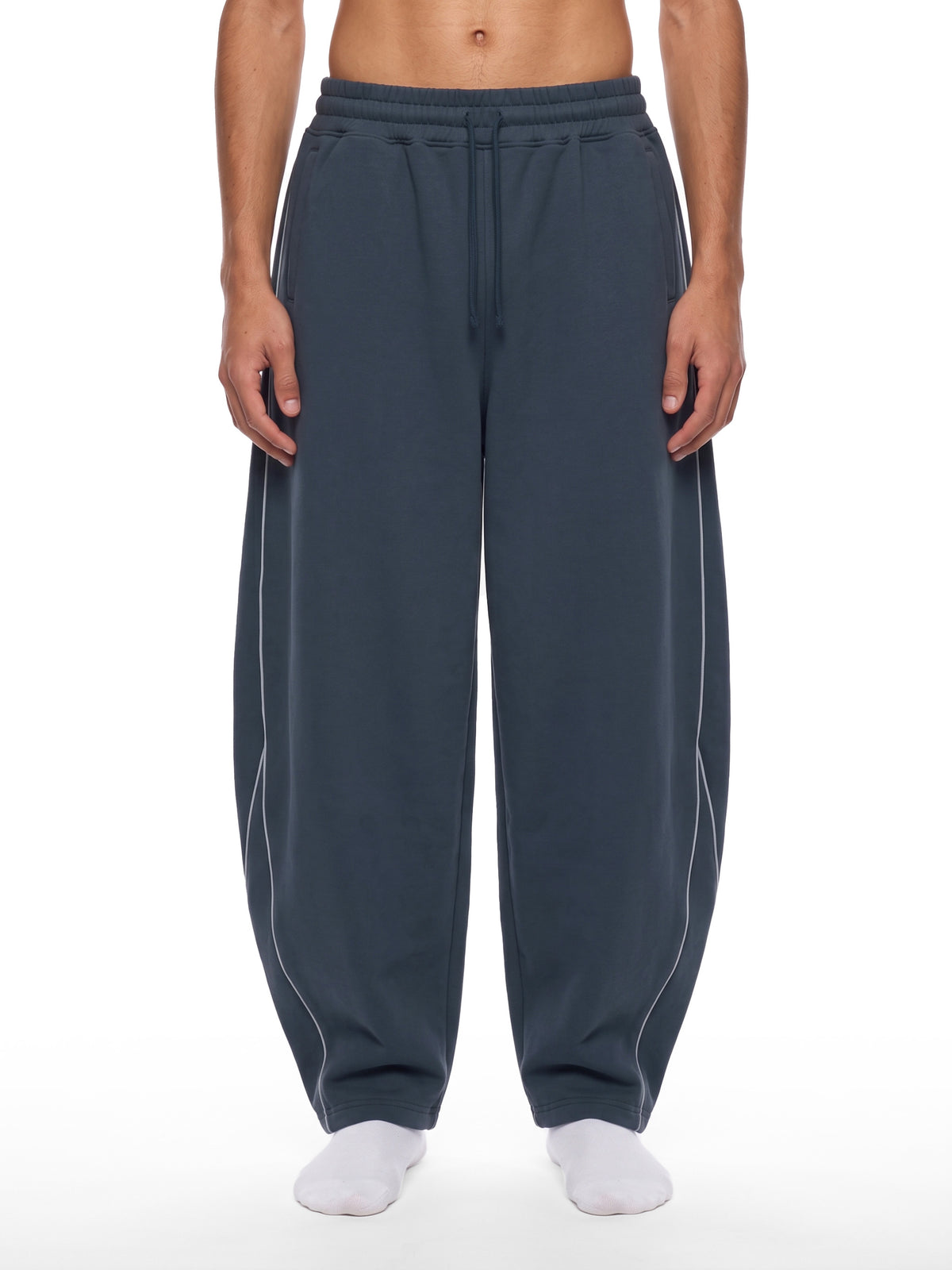 Unisex Piping Fleece Barrel Leg Sweatpants – model view 1