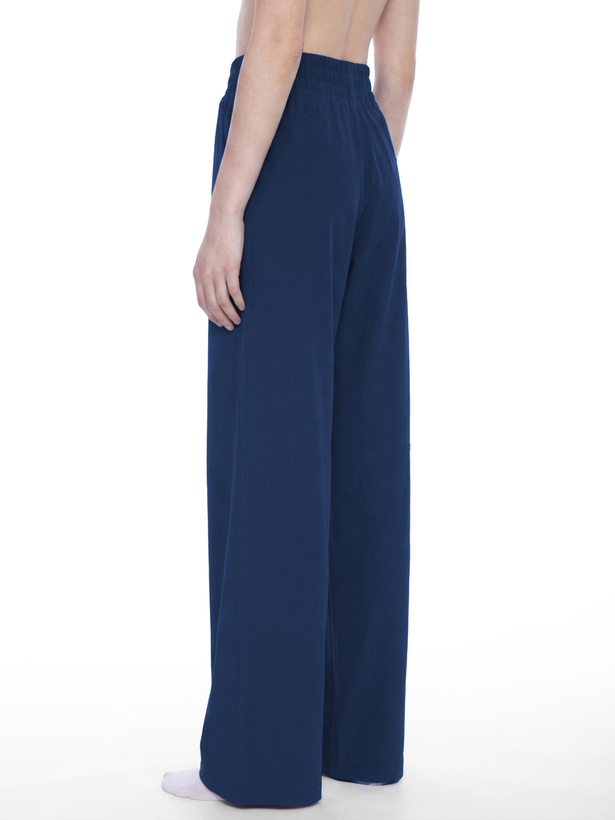 Women’s High-Waisted Wide-Leg Yoga Pants navy blue model angled back view