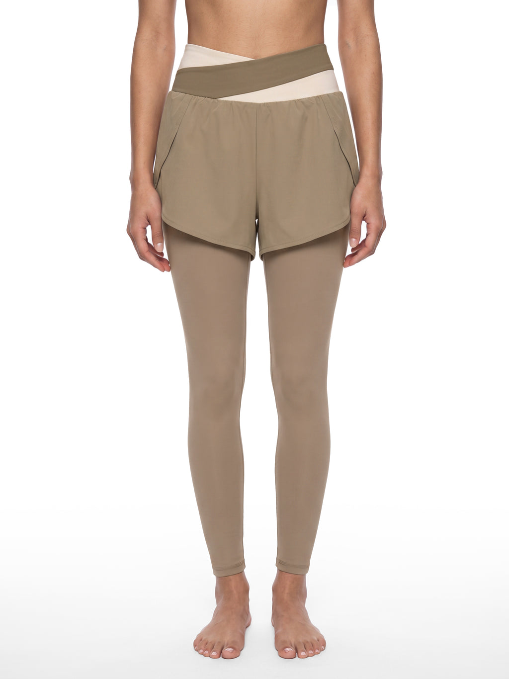 Women’s Panelled High-Waisted Yoga Leggings light coffee with apricot model front view