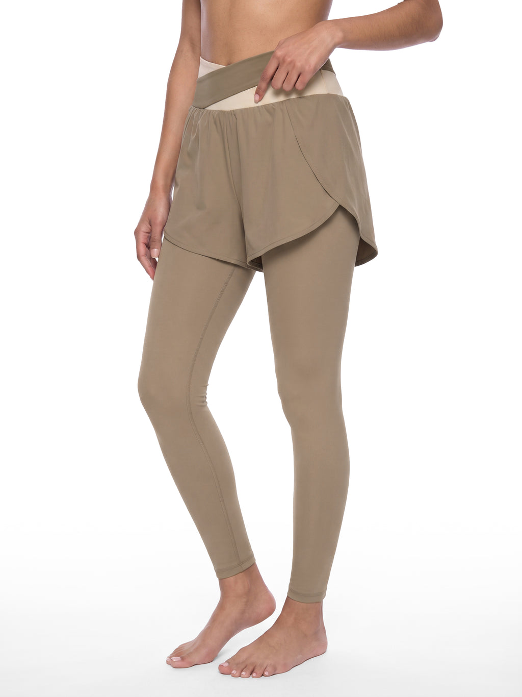 Women’s Panelled High-Waisted Yoga Leggings light coffee with apricot model three-quarter view